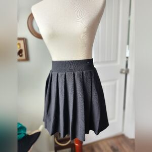 Elegant Black Skater Skirt